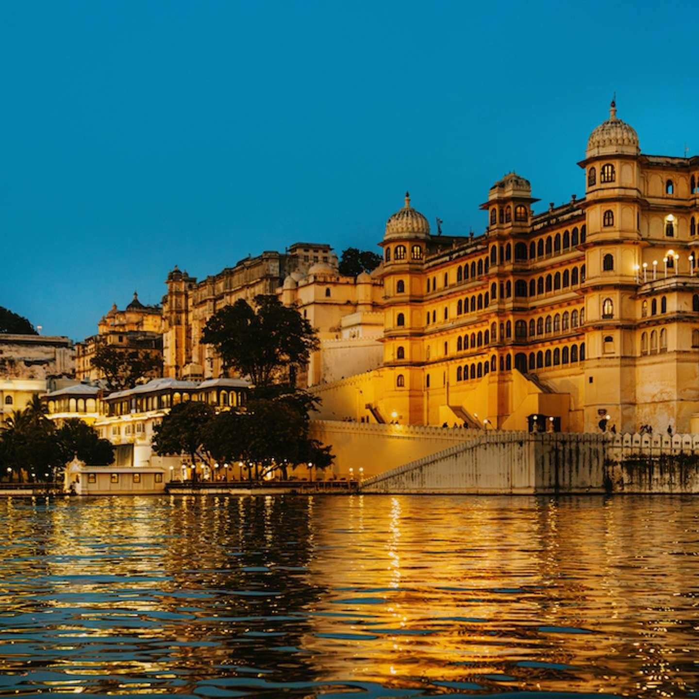 Udaipur City Palace at night